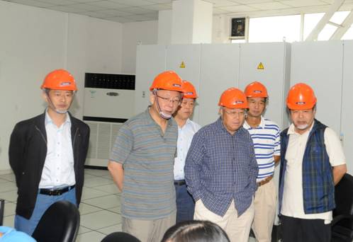 2011年原广西壮族自治区王汉民副主席一行来尊龙凯时动力旅行交流