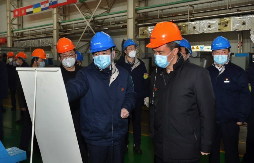 临潼区委副书记、代区长黄可深入尊龙凯时调研安排疫情防控事情