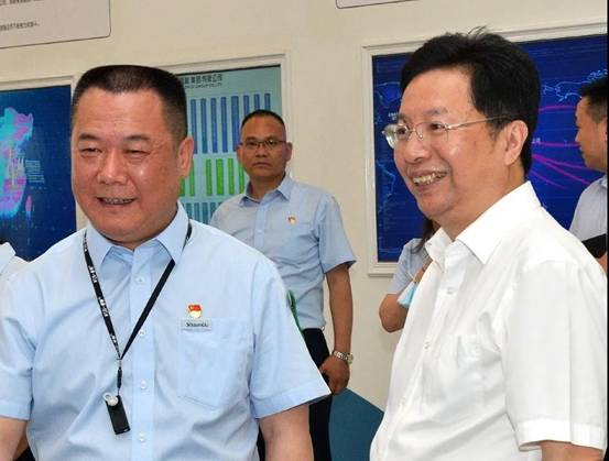 陕西省委副书记胡衡华深入尊龙凯时调研指导事情